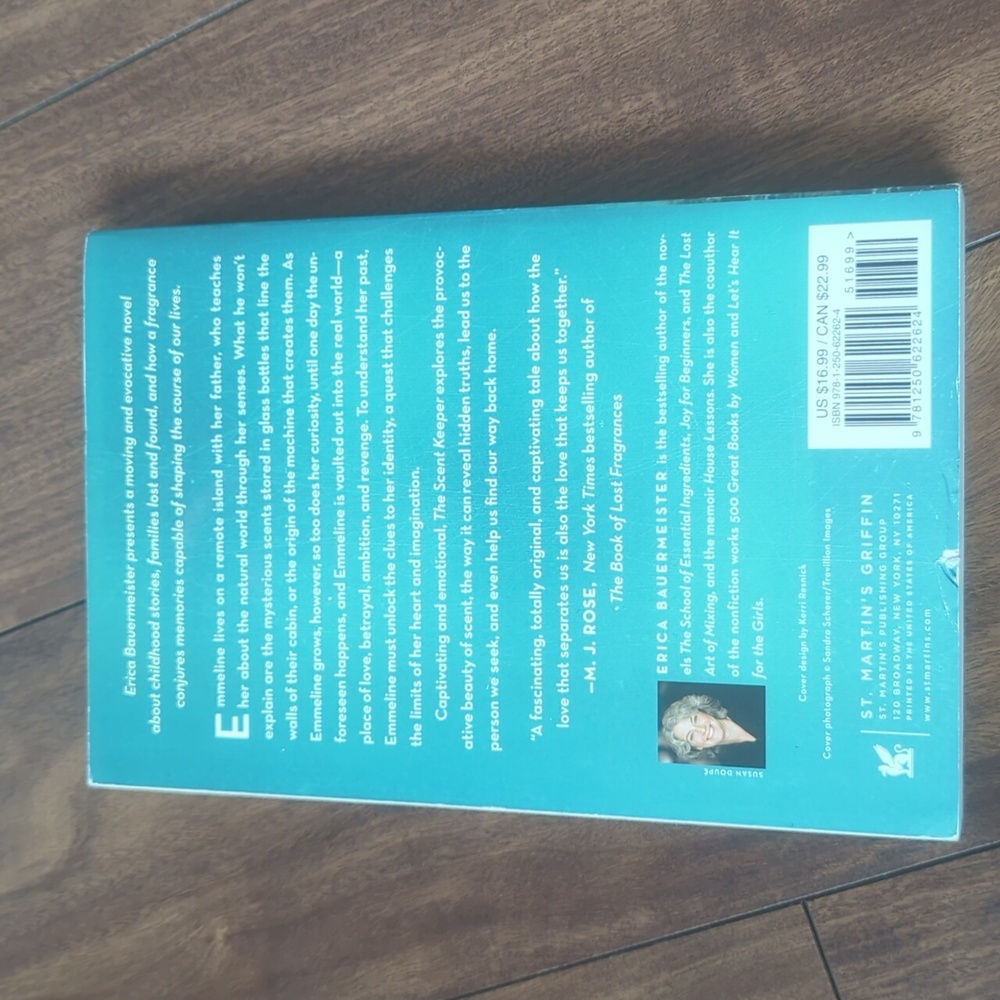 The Scent Keeper Book - Picture 2 of 8